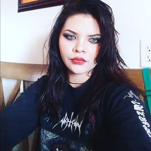 Meet your Posher, Monica